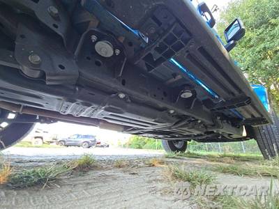 2026 Jeep Wrangler 4 Door Sahara - zdjęcie 14 z 17 - miniatura