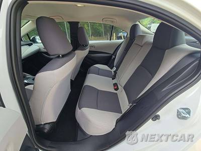 2026 Toyota Corolla LE Sedan - zdjęcie 10 z 19 - miniatura
