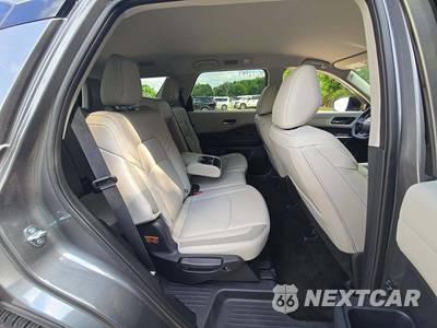 2026 Nissan Pathfinder SL - zdjęcie 14 z 18 - miniatura