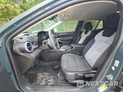 2026 Chevrolet Trax LS - zdjęcie 3 z 18 - miniatura