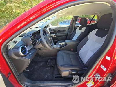 2026 Chevrolet Trax LS - zdjęcie 3 z 20 - miniatura