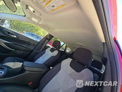 2026 Chevrolet Trax LS - zdjęcie 8 z 20 - miniatura