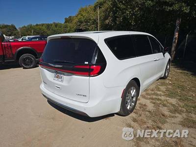 2026 Chrysler Pacifica Limited 121.6" WB - zdjęcie 3 z 22 - miniatura