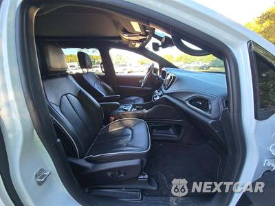 2026 Chrysler Pacifica Limited 121.6" WB - zdjęcie 16 z 20 - miniatura