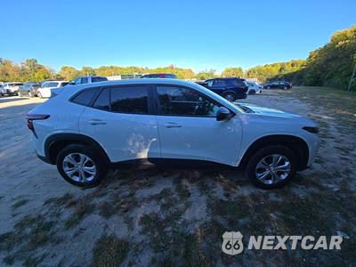 2026 Chevrolet Trax LS - zdjęcie 4 z 22 - miniatura