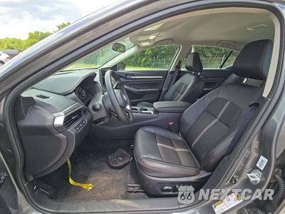 2026 Nissan Altima SR - zdjęcie 3 z 19 - miniatura