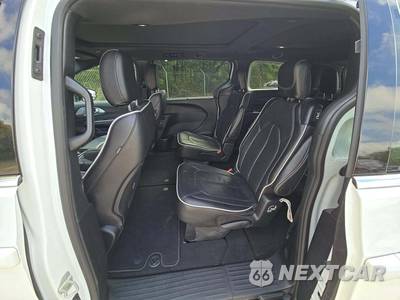 2026 Chrysler Pacifica Limited 121.6" WB - zdjęcie 10 z 22 - miniatura