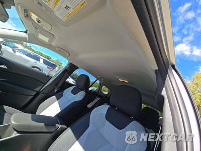 2026 Chevrolet Trax LS - zdjęcie 8 z 19 - miniatura