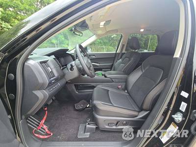 2026 Nissan Pathfinder SL - zdjęcie 3 z 18 - miniatura