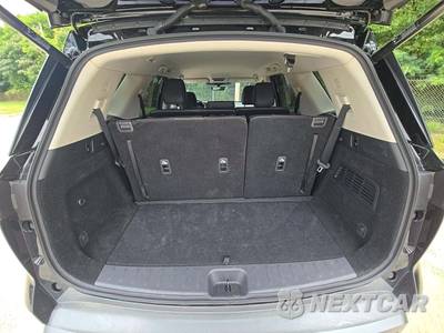 2026 Nissan Pathfinder SL - zdjęcie 12 z 18 - miniatura
