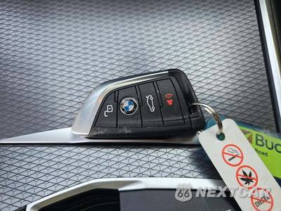 2026 BMW 3 Series Sedan M340i xDrive NA - zdjęcie 5 z 20 - miniatura