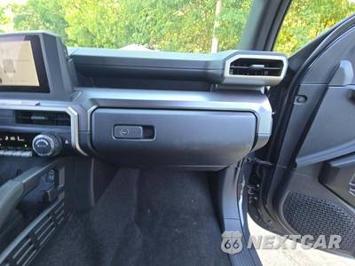 2026 Toyota 4Runner SR5 - zdjęcie 17 z 18 - miniatura