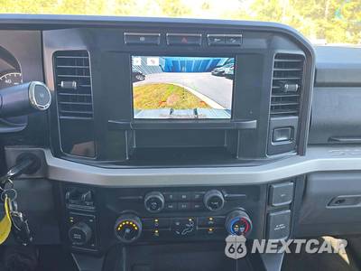 2023 Ford Super Duty F-250 XLT Crew Cab Medium Bed - zdjęcie 10 z 22 - miniatura
