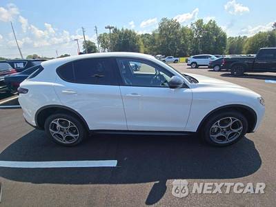 2025 Alfa Romeo Stelvio - zdjęcie 4 z 20 - miniatura