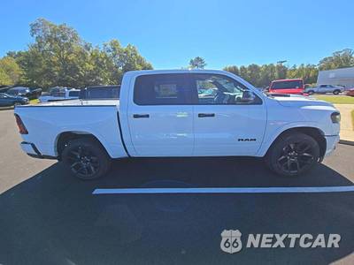 2026 Ram 1500 Laramie Crew Cab Short Bed - zdjęcie 4 z 20 - miniatura