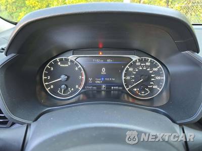2026 Nissan Altima SR - zdjęcie 6 z 20 - miniatura