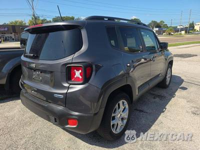 2018 Jeep Renegade Latitude - zdjęcie 3 z 26 - miniatura