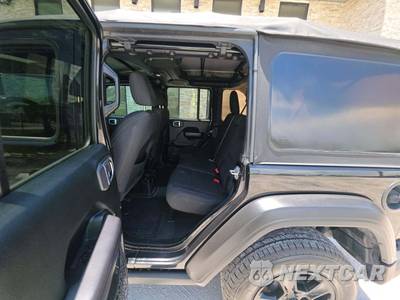 2018 Jeep Wrangler Unlimited Sport S - zdjęcie 13 z 23 - miniatura