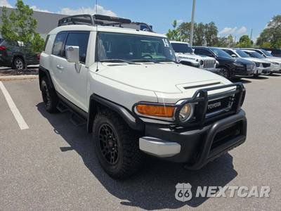 2014 Toyota FJ Cruiser w/Rear Doors - zdjęcie 4 z 20 - miniatura