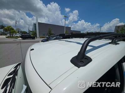 2014 Toyota FJ Cruiser w/Rear Doors - zdjęcie 12 z 20 - miniatura