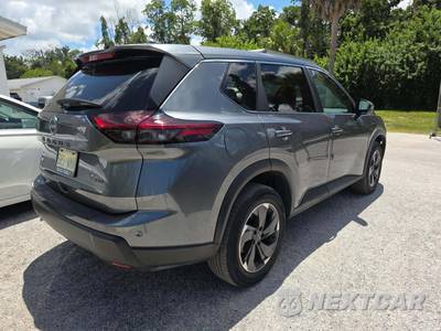 2025 Nissan Rogue SV - zdjęcie 3 z 24 - miniatura