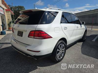 2017 Mercedes-Benz GLE 350 - zdjęcie 3 z 24 - miniatura