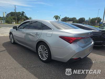 2019 Toyota Avalon Hybrid Limited - zdjęcie 2 z 21 - miniatura