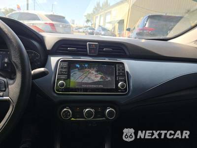 2025 Nissan Versa SV - zdjęcie 10 z 21 - miniatura