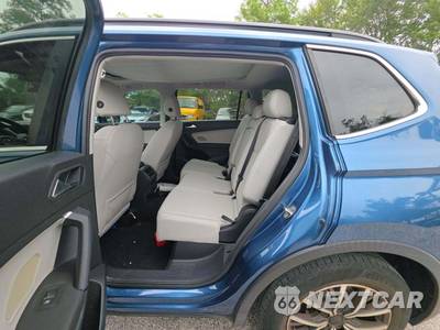 2019 Volkswagen Tiguan SE - zdjęcie 13 z 24 - miniatura
