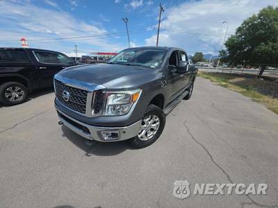 2016 Nissan TITAN XD SV Crew Cab Medium Bed