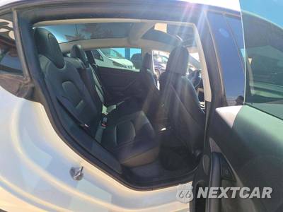 2023 Tesla Model 3 Standard Range - zdjęcie 17 z 21 - miniatura