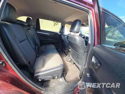2018 Toyota Highlander LE Plus - zdjęcie 17 z 27 - miniatura