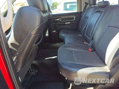 2017 Ram 1500 Laramie Crew Cab Medium Bed - zdjęcie 13 z 21 - miniatura