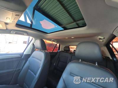 2016 Volkswagen Golf 1.8T SE Hatchback - zdjęcie 11 z 22 - miniatura