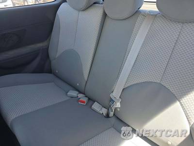 2009 Hyundai Accent GS Hatchback - zdjęcie 13 z 20 - miniatura