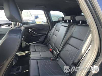 2025 BMW X1 xDrive28i - zdjęcie 13 z 22 - miniatura