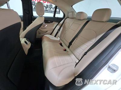 2021 Mercedes-Benz C 300 Sedan - zdjęcie 13 z 30 - miniatura