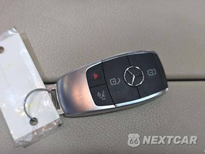 2021 Mercedes-Benz C 300 Sedan - zdjęcie 8 z 30 - miniatura
