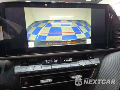 2025 Toyota Camry SE - zdjęcie 28 z 28 - miniatura