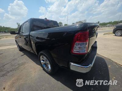 2020 Ram 1500 Big Horn Crew Cab Short Bed - zdjęcie 2 z 22 - miniatura