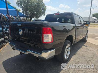 2020 Ram 1500 Big Horn Crew Cab Short Bed - zdjęcie 3 z 22 - miniatura