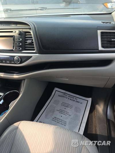 2015 Toyota Highlander LE Plus - zdjęcie 20 z 21 - miniatura