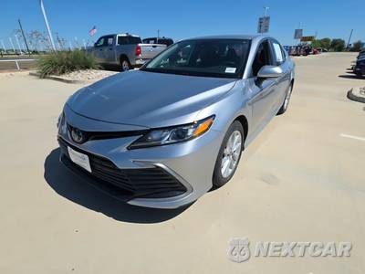 2023 Toyota Camry LE - zdjęcie 1 z 24 - miniatura