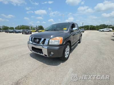 2012 Nissan TITAN SL Crew Cab Short Bed