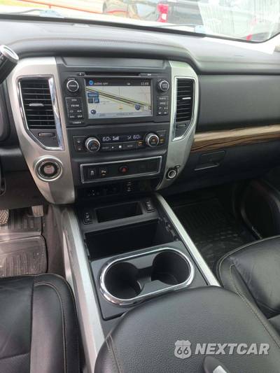 2016 Nissan TITAN XD SL Crew Cab Medium Bed - zdjęcie 7 z 30 - miniatura