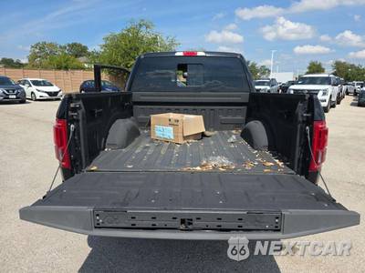 2017 Ford F-150 Platinum Crew Cab Short Bed - zdjęcie 11 z 23 - miniatura