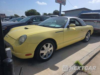 2002 Ford Thunderbird Deluxe - zdjęcie 1 z 18 - miniatura