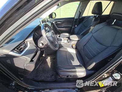 2024 Toyota RAV4 XLE Premium - zdjęcie 3 z 18 - miniatura