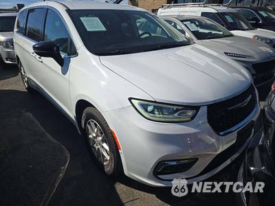 2024 Chrysler Pacifica Touring L 121.6" WB - zdjęcie 4 z 25 - miniatura