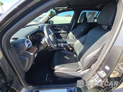 2025 Mercedes-Benz GLC 300 4MATIC - zdjęcie 3 z 18 - miniatura